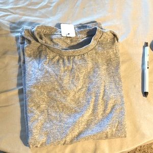 No brand. Light grey, unisex T-shirt, no graphics, size adult s